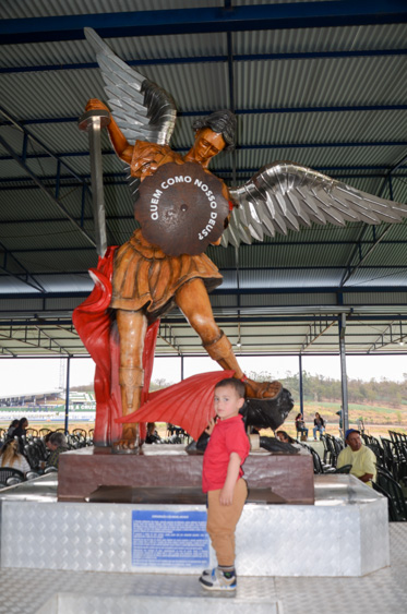 Filename=DSC_2321.jpg
Filesize=285KiB
Dimensions=636x960
Date added=Sep 30, 2025 DSC_2321.jpg