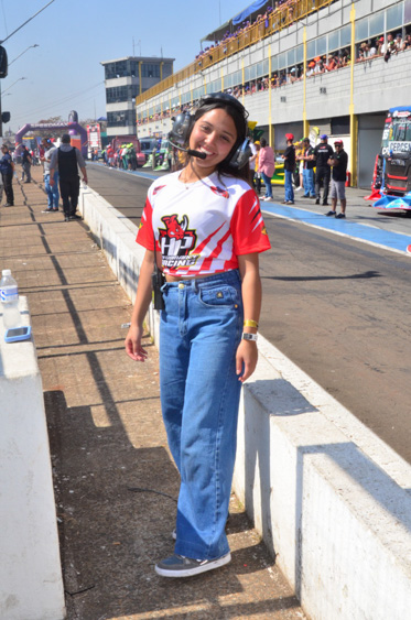 Filename=DSC_6732.jpg
Filesize=324KiB
Dimensions=636x960
Date added=Aug 19, 2025 DSC_6732.jpg