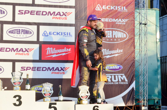 Filename=DSC_7240.jpg
Filesize=325KiB
Dimensions=960x636
Date added=Aug 19, 2025 DSC_7240.jpg