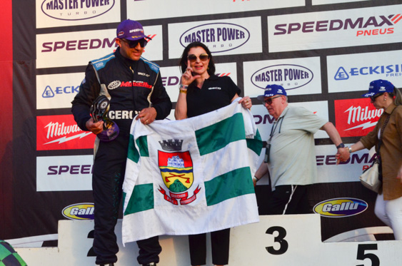 Filename=DSC_7416.jpg
Filesize=285KiB
Dimensions=960x636
Date added=Aug 19, 2025 DSC_7416.jpg