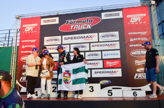 Filename=DSC_7421.jpg
Filesize=336KiB
Dimensions=960x636
Date added=Aug 19, 2025 DSC_7421.jpg