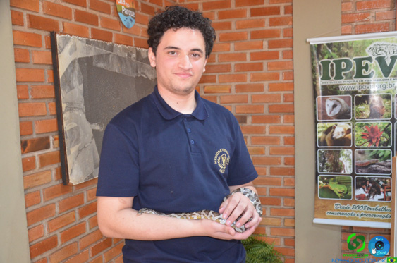 Filename=DSC_2065.jpg
Filesize=275KiB
Dimensions=960x636
Date added=Jul 21, 2025 DSC_2065.jpg