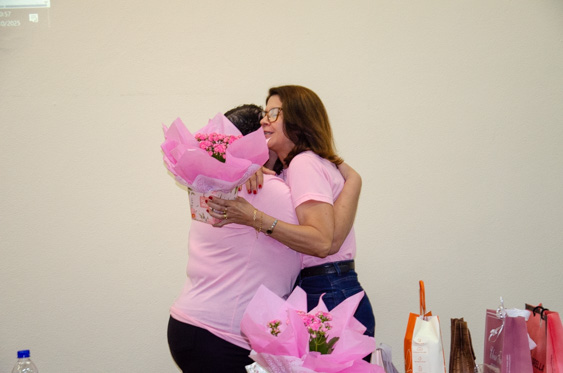 Filename=DSC_8099.jpg
Filesize=178KiB
Dimensions=960x636
Date added=Oct 24, 2025 DSC_8099.jpg