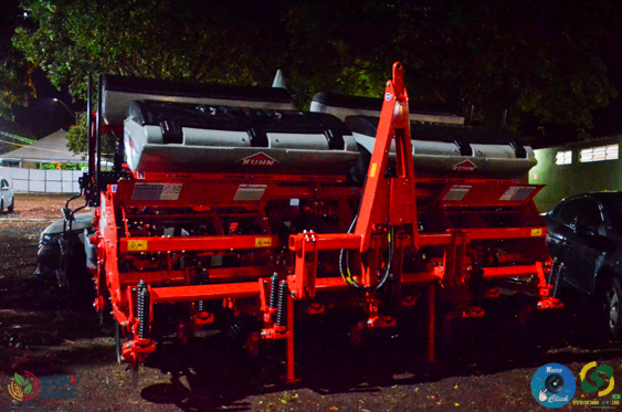 Filename=DSC_2200.jpg
Filesize=299KiB
Dimensions=960x636
Date added=Nov 16, 2025 DSC_2200.jpg