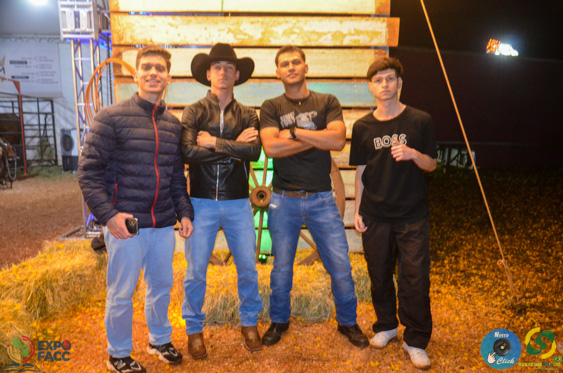 Filename=DSC_2203.jpg
Filesize=305KiB
Dimensions=960x636
Date added=Nov 16, 2025 DSC_2203.jpg