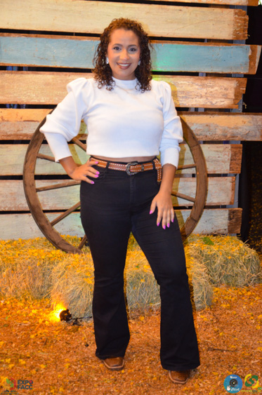 Filename=DSC_2215.jpg
Filesize=314KiB
Dimensions=636x960
Date added=Nov 16, 2025 DSC_2215.jpg