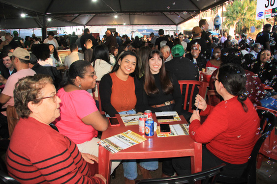 Filename=159.jpg
Filesize=351KiB
Dimensions=960x640
Date added=Aug 11, 2025 159.jpg