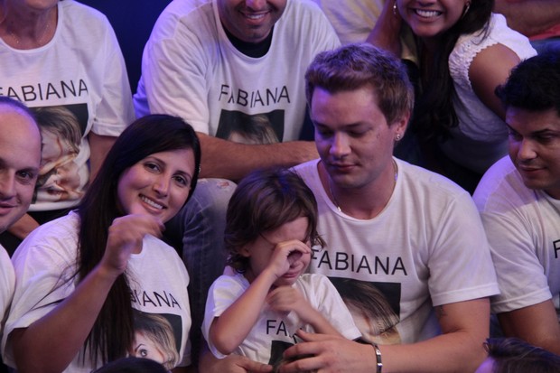 Filho de Fabiana vai Ã s lÃ¡grimas na final do  "BBB 12 "