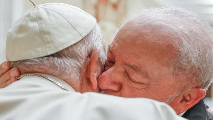 AUDIÊNCIA PRIVADA: Lula encontra papa Francisco no Vaticano com Guerra da Ucrânia na pauta