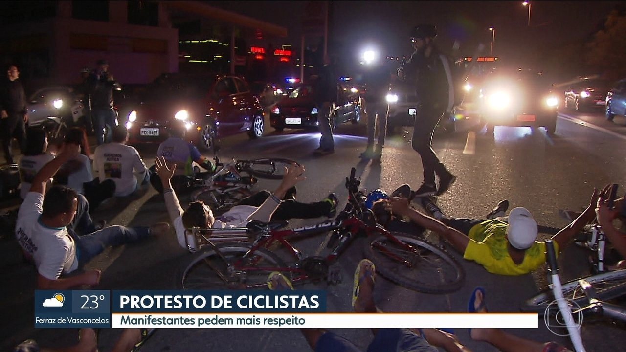 Motorista que arrastou e matou ciclista continua foragido 3 dias após atropelamento