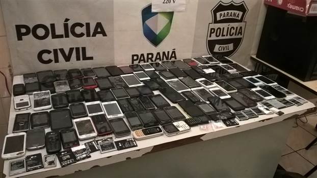 Quase 100 celulares são apreendidos em delegacia superlotada em Ibiporã