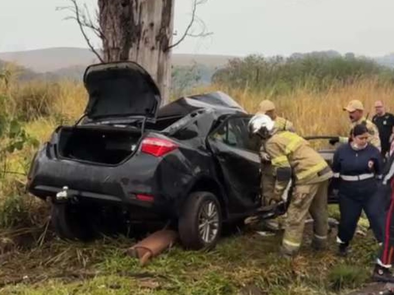 Grave acidente mata casal na BR-369