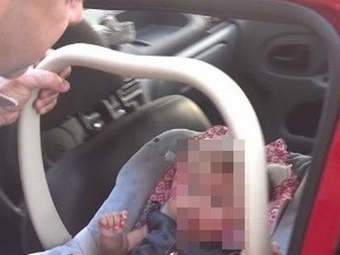 Criança fica trancada dentro de carro, em Cornélio Procópio e mãe se desespera
