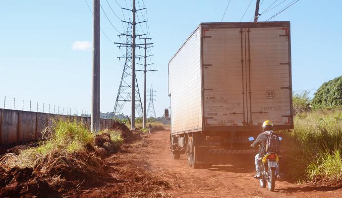 "Movimento Tarifa Zero" reabre estrada do Ceboleiro em Arapongas