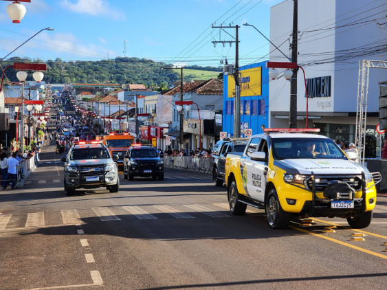 Desfile Comemorartivo - 01/05/2026 em Assai - Assai 94 Anos - Foto 4