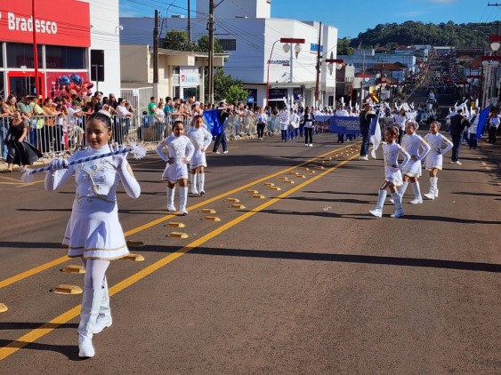Desfile Comemorartivo - 01/05/2026 em Assai - Assai 94 Anos - Foto 69