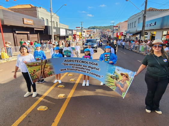 Desfile Comemorartivo - 01/05/2026 em Assai - Assai 94 Anos - Foto 88