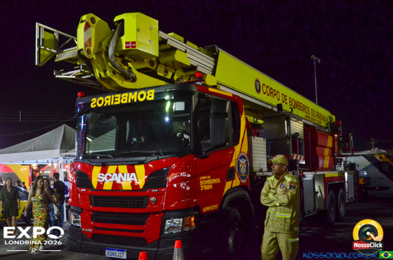 Expo Londrina 2026 - Deive Leonardo e Alvaro e Daniel em Londrina - 15/04/2026 - Foto 33
