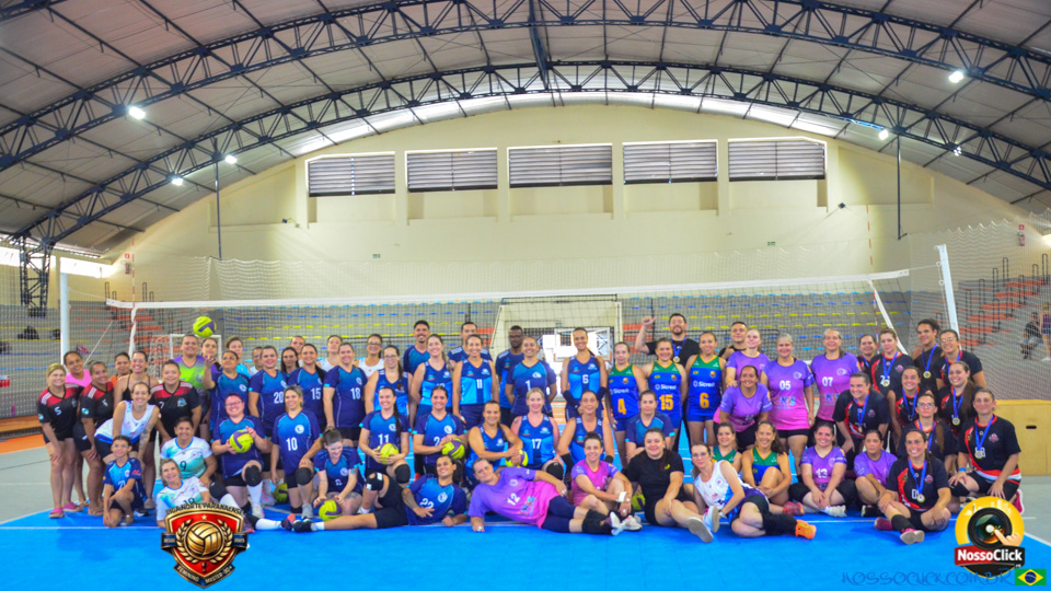 Santo Antônio da Platina é campeã da 1ª Liga Norte Paranaense de Vôlei 30+ Feminino